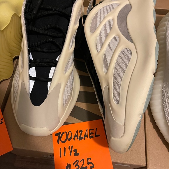 JORDANS YEEZYS ALL DS/OG ALL/100% AUTHENTIC GUARANTEED/BRAND NEW. - Picture 11 of 16